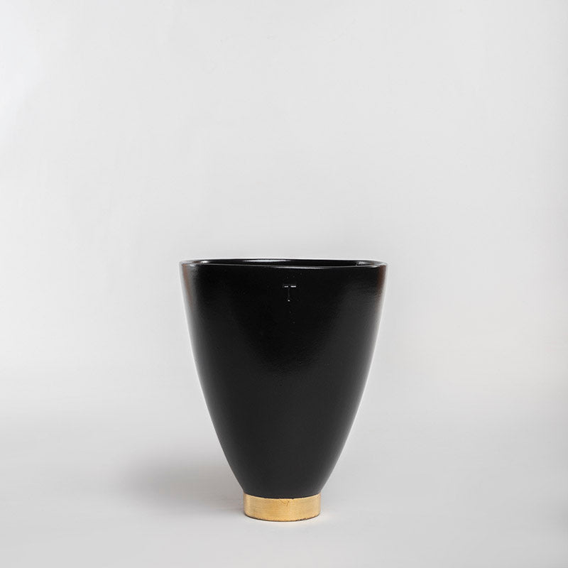VASO MODERNO 21.5CM AL 18.5 CM DMAX | Trinitate