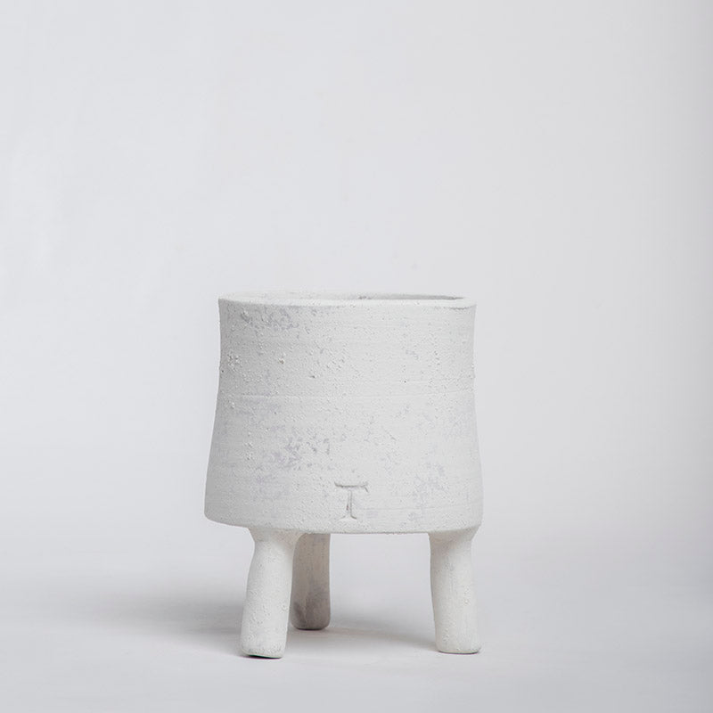 MACETA TRIPODE 16CM AL 12CM DBOCA | Trinitate