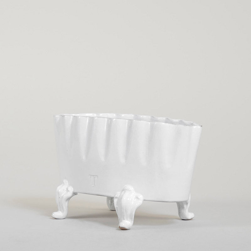 FLORERO OVALADO ONDULADO C/PATAS 15CM AL 25.5CM L 13CM AN | Trinitate