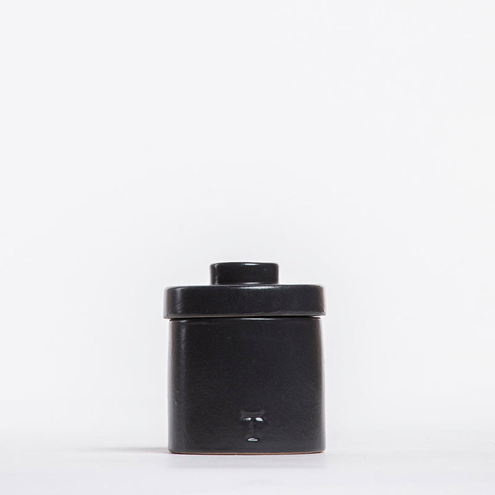 YOKI JAR WITH LID 10CM TO 8CM D
