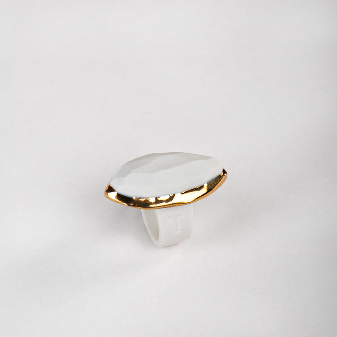 ANILLO CORTE ROCA RUBI PORCELANA #13 C/ORO 14K