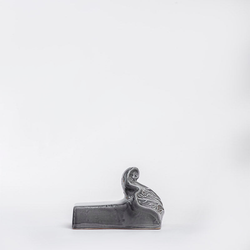 PIE HOJA 12CM AL 18CM L 14CM AN | Trinitate