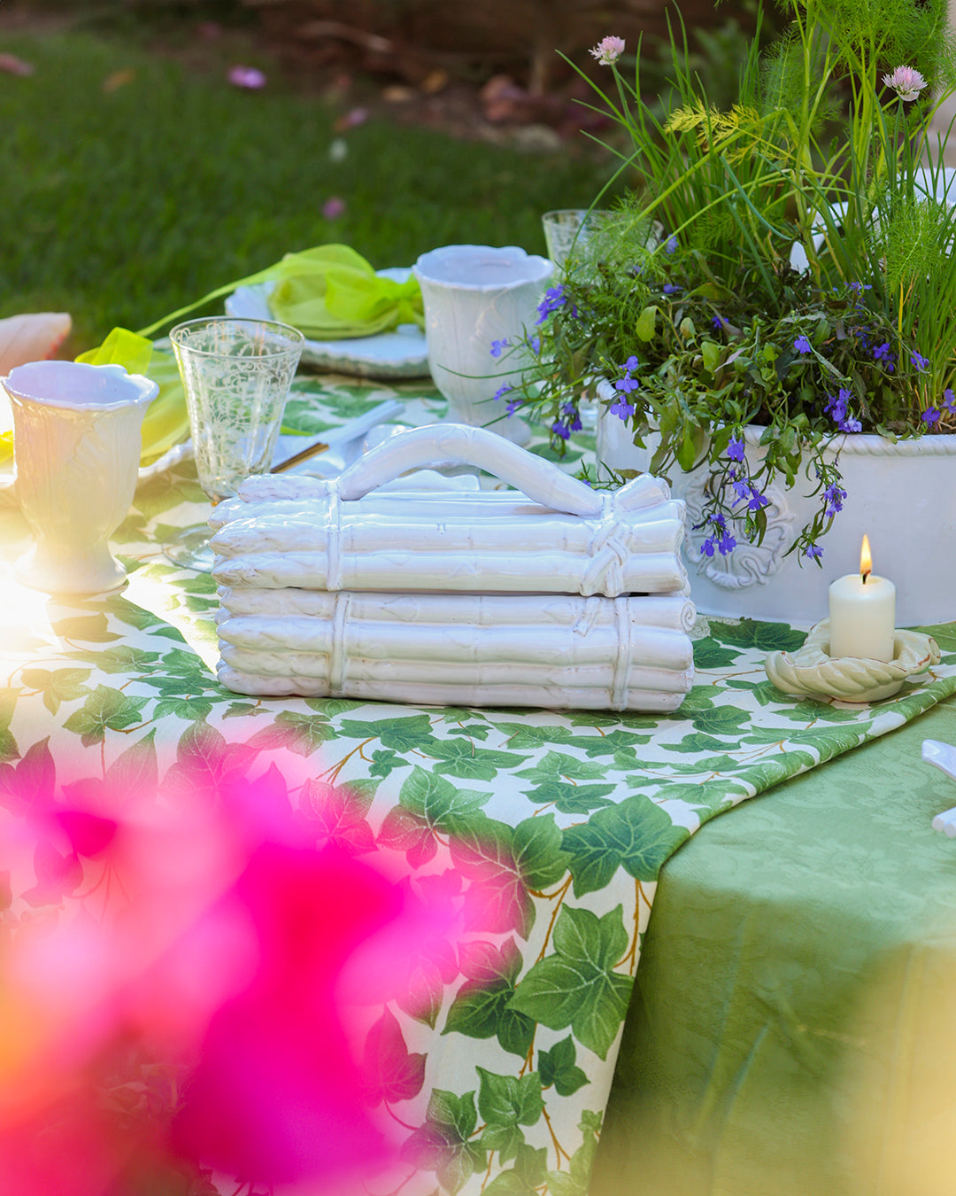 ESPARRAGUERA CON TAPA 15CM AL 26CM L 14CM AN