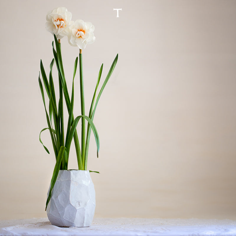 ROCK CUT VASE 13CM TO 11.5CM D