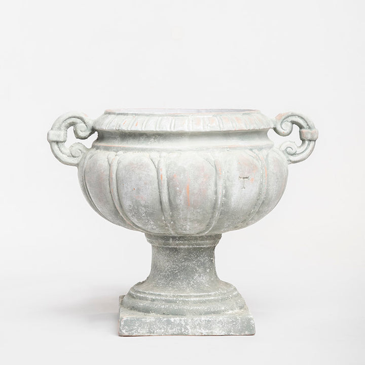 URNA CLASICA ASTRIADA C/ASAS 26CM AL 33CM D | Trinitate