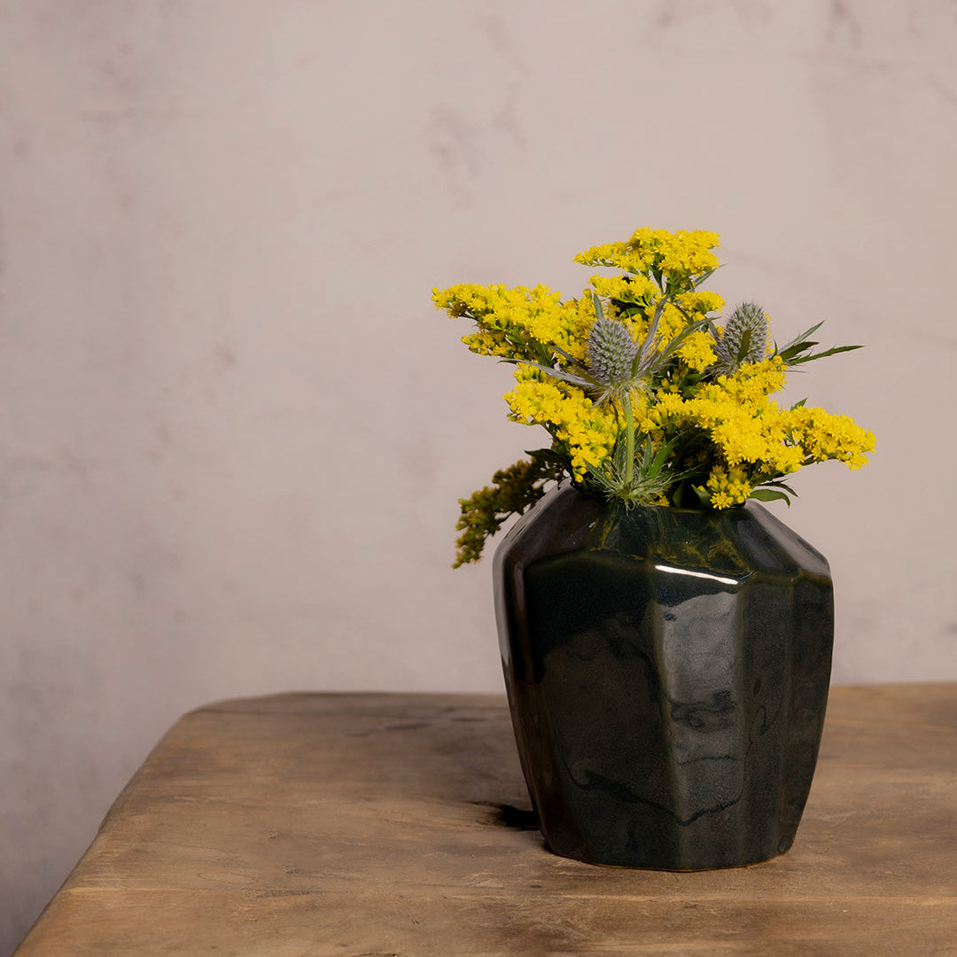 FLORERO ANGULAR 14CM AL 12.5CM D