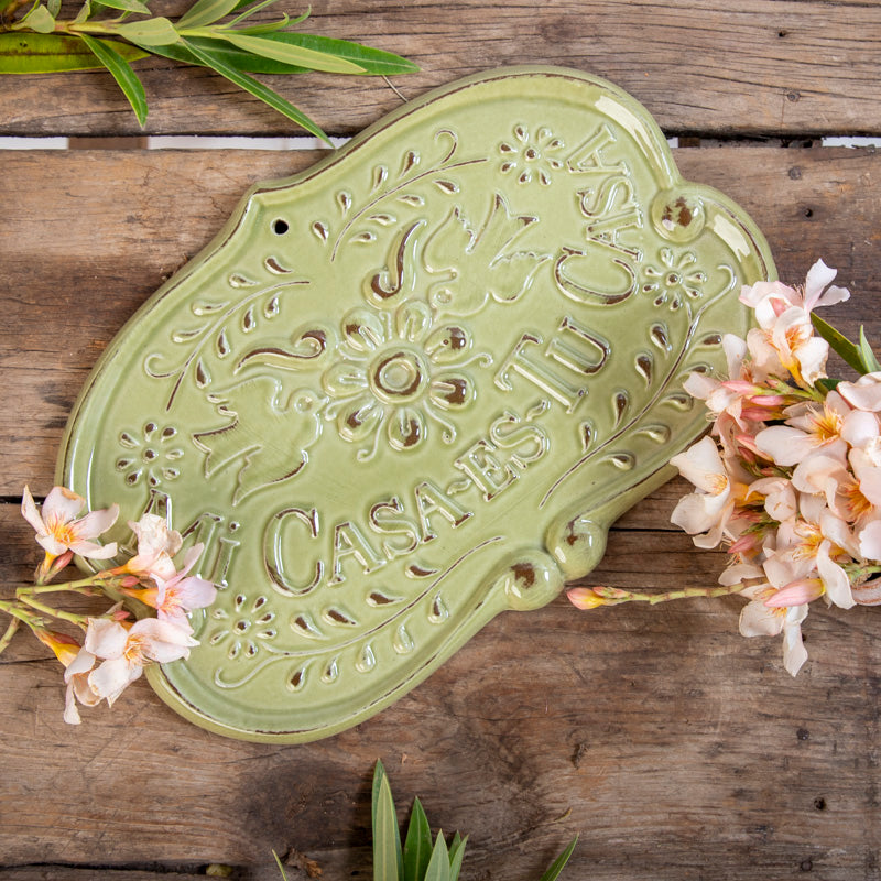 PLACA MI CASA ES TU CASA 19CM AL 27.5CM L 1.5CM AN