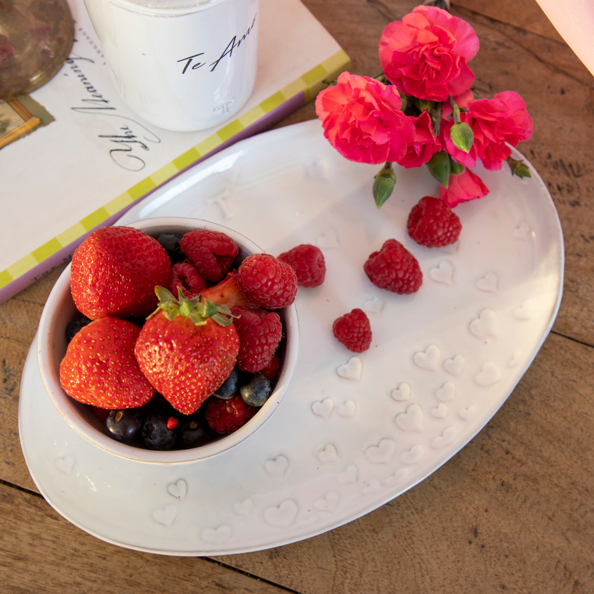 PLATO CORAZONES 21CM L 16CM AN | Trinitate