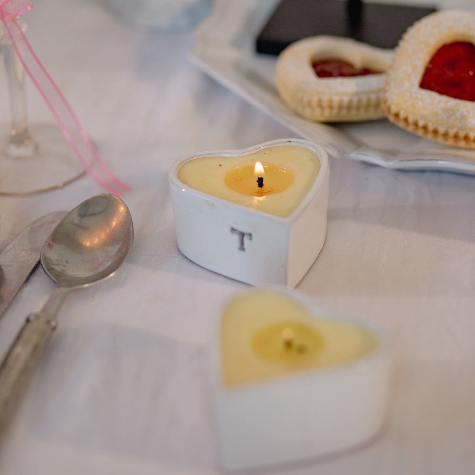 VELA AROMATICA LAVANDA 105 G /CORAZON 4.5CM AL 8.5CM L 8CM AN | Trinitate