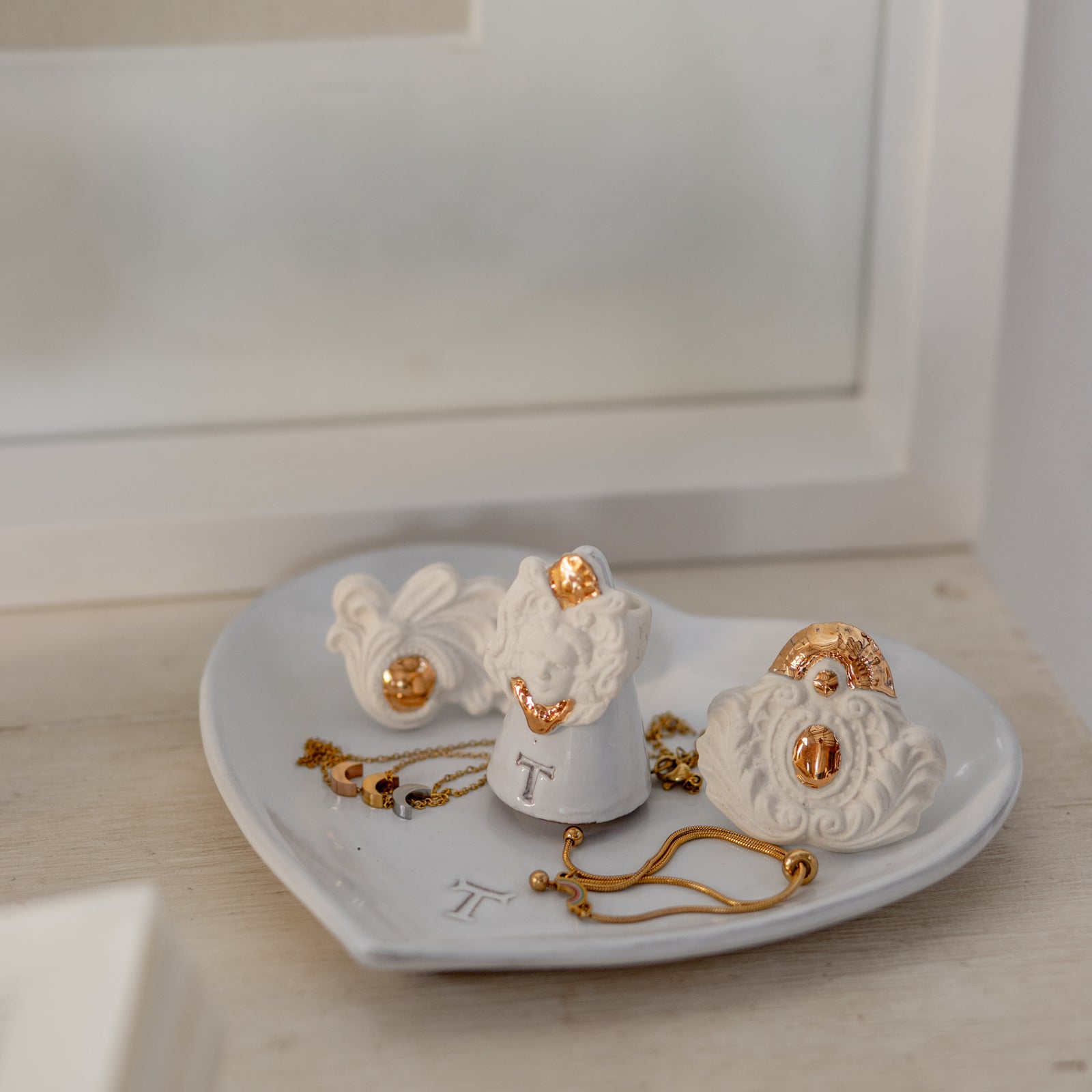 PLATO PAN CORAZON 16CM L 14.5CM AN | Trinitate