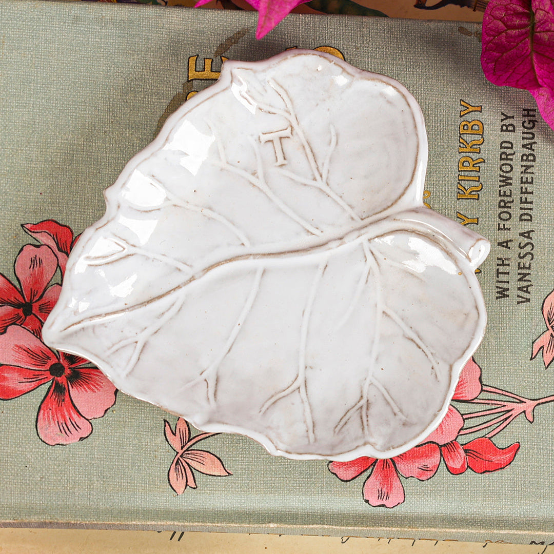 PLATO HOJA EXPRESO 1 CM AL 11 CM L | Trinitate